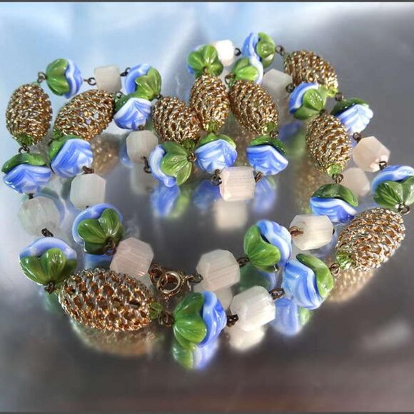 1950s Signed Hattie Carnegie Necklace New Gablonz Glass Flowers 16994 - Picture 4 of 8